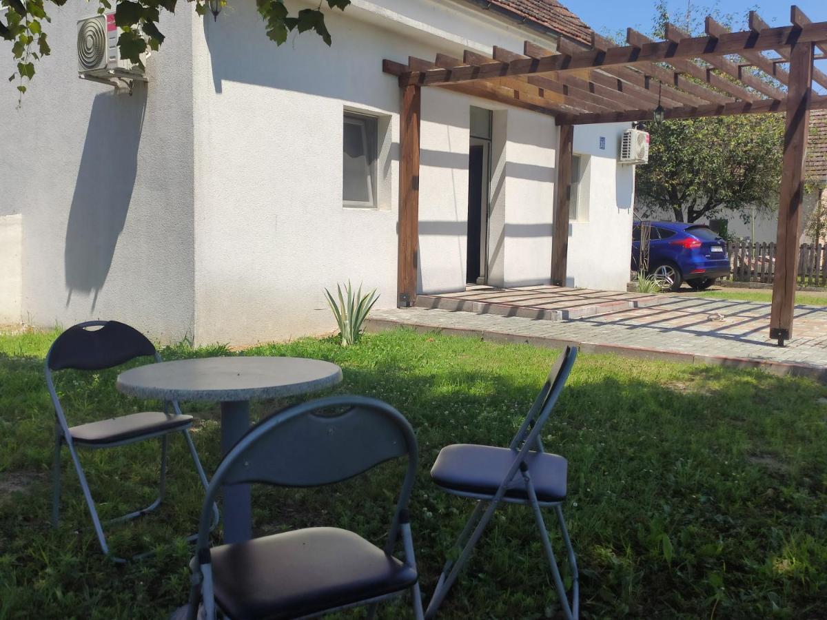 Apartmani Nova Topola Exterior photo